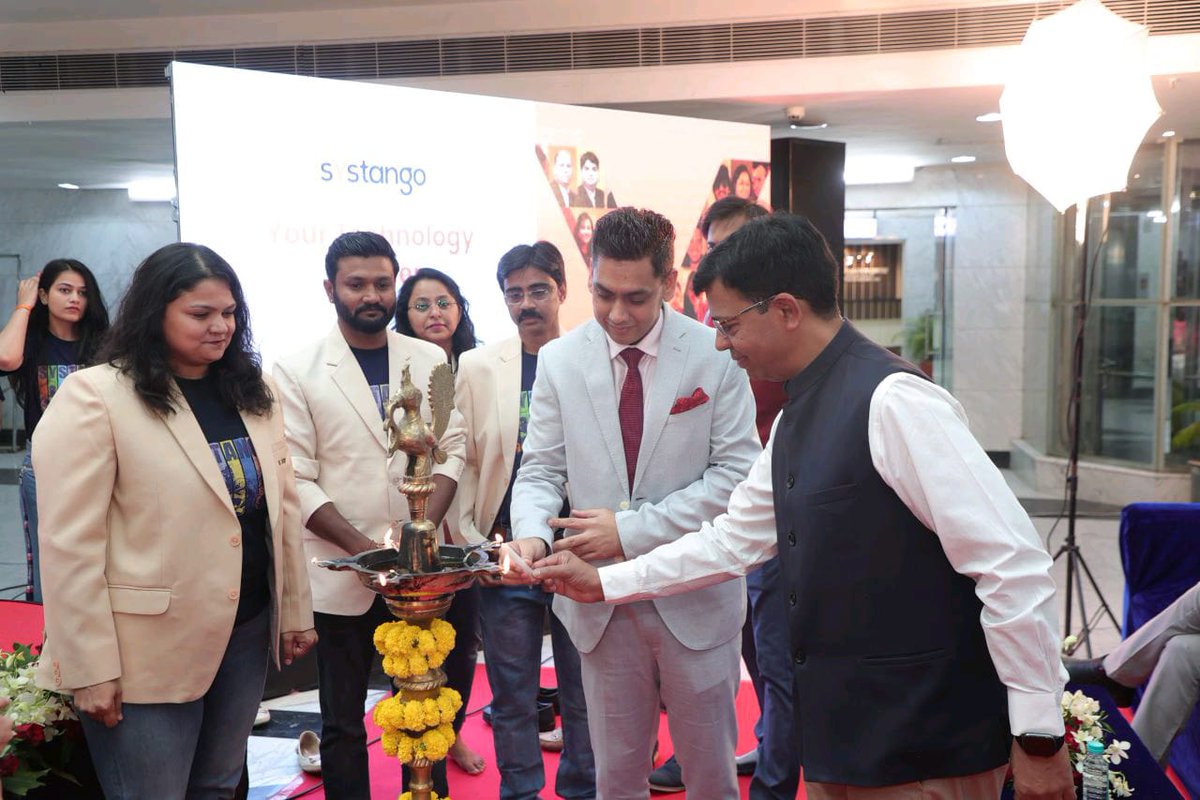 Adarshsoni8's tweet photo. Indore's Systango Technologies listed on NSE Emerge
#software #Systango #Blockchain #IT @NSEIndianStocks #stocks https://t.co/xURDvq3KRq
