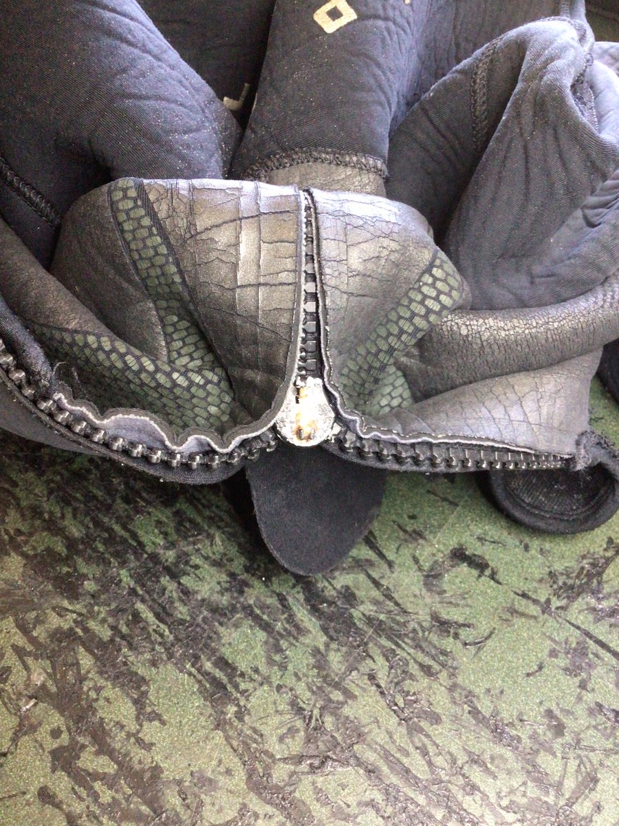 Rubberknite on Twitter "Just finished replacing a slider on a zipper