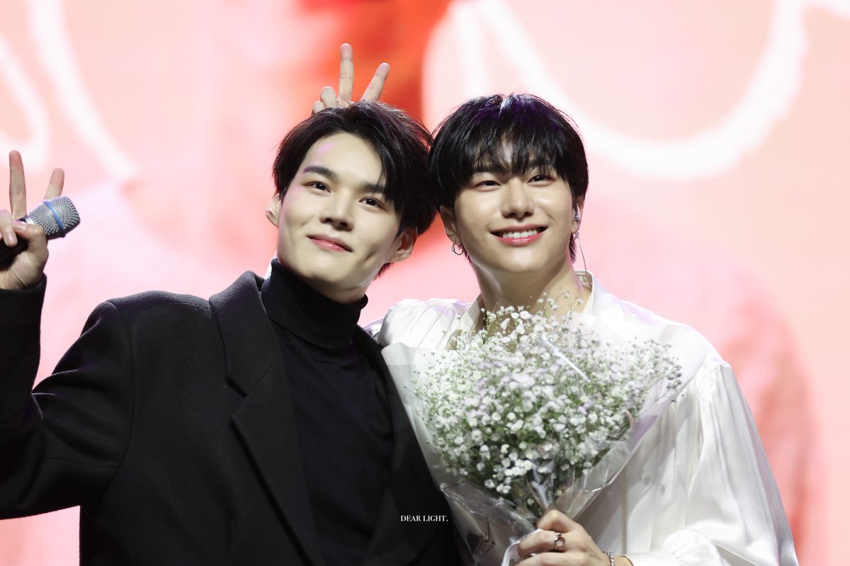 230304 <그냥, 승식> 낮공 #승식 #세준 HQ

- ᰔᩚᰔᩚ

#빅톤 #VICTON #강승식 #SEUNGSIK #임세준 #SEJUN