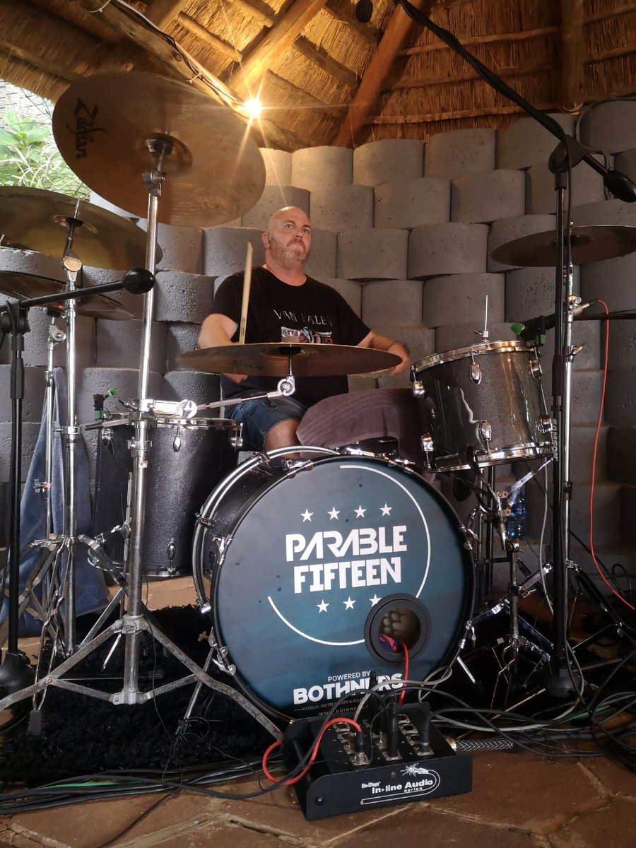 parablefifteen's tweet photo. Northwood Crusaders Sports Club !!!! YOU WERE EPIC ON SUNDAY!!!!

#livemusic #northwoodcrusaders #parablefifteen #justmusic #southafricanband #band #guitar #drums #bass #singer #rock #southafrica #durban #waxys #bothnersmusicalinstruments https://t.co/QPKkgEaytU
