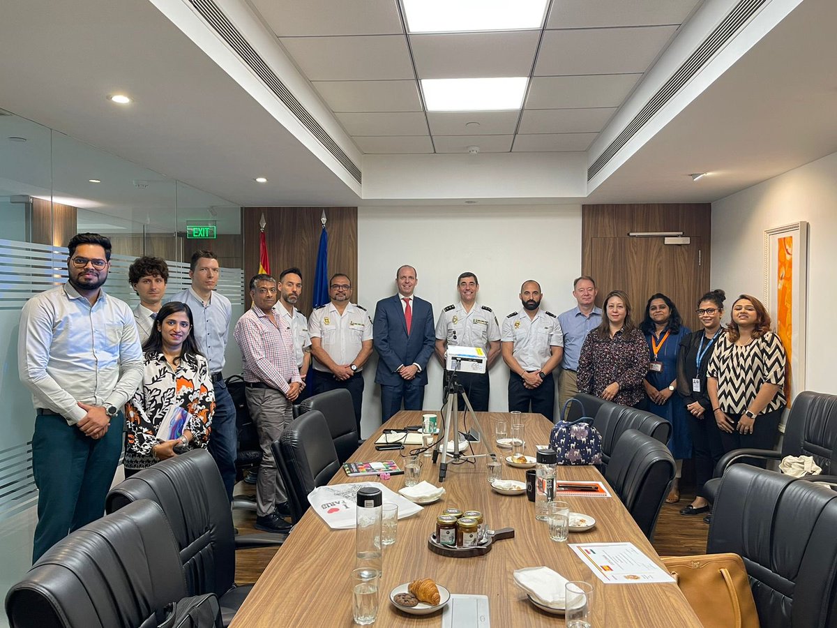 EmbEspIndia's tweet photo. This week @policia🇪🇸 conducted a special Operational course on Document Verification at the Embassy of 🇪🇸 in #NewDelhi &amp; at @ConEspMumbai👏🏼

👮experts of #CGEF travelled to #India🇮🇳as the Division of #InternationalCooperation celebrates its 10th anniversary. Many congratulations! https://t.co/GVGmBaudo9