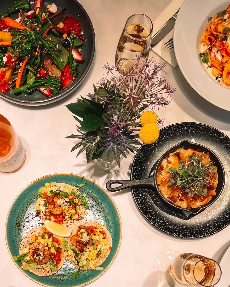 Long weekend? Long brunch!
We are open all weekend @ Brown Thomas.
In the city &amp; @ Dundrum Town Centre.