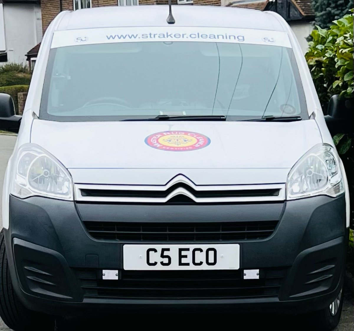 StrakerEco's tweet photo. #CarpetCleaning #SdotC #UpholsteryCleaning #MasterRugCleaner #C5ECO #BurghHeath #NSurrey #SWLondon #WandsworthBorough https://t.co/4ZiEi7cFRO (@ https://t.co/6lSsoTB4Xa - The Original Eco Carpet &amp; Rug Care in Burgh Heath, England) https://t.co/DJTxrLGCY3 https://t.co/0H90lGCc09