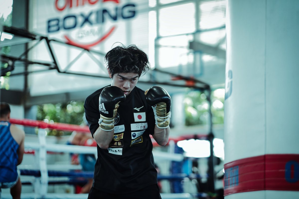 Omega Boxing tweet media