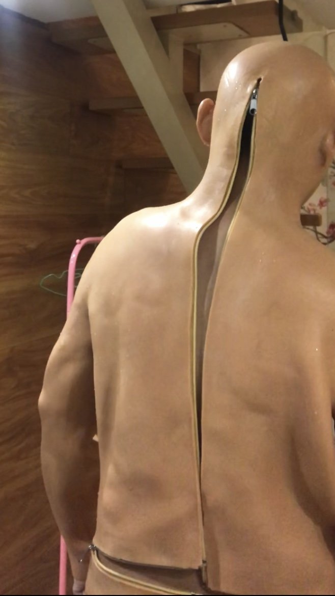 原来你也披着皮