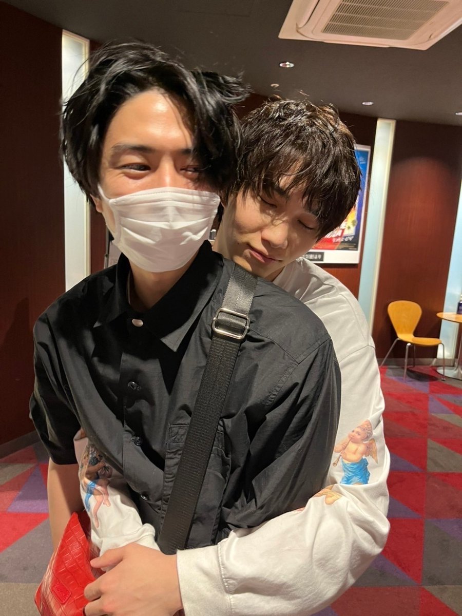 luckiestfujoshi's tweet photo. Still hoping they'll get another project with fluffy plot 😬 #InabaYu #EndoKenshin #稲葉友 #遠藤健慎 https://t.co/pwkuBaotPf
