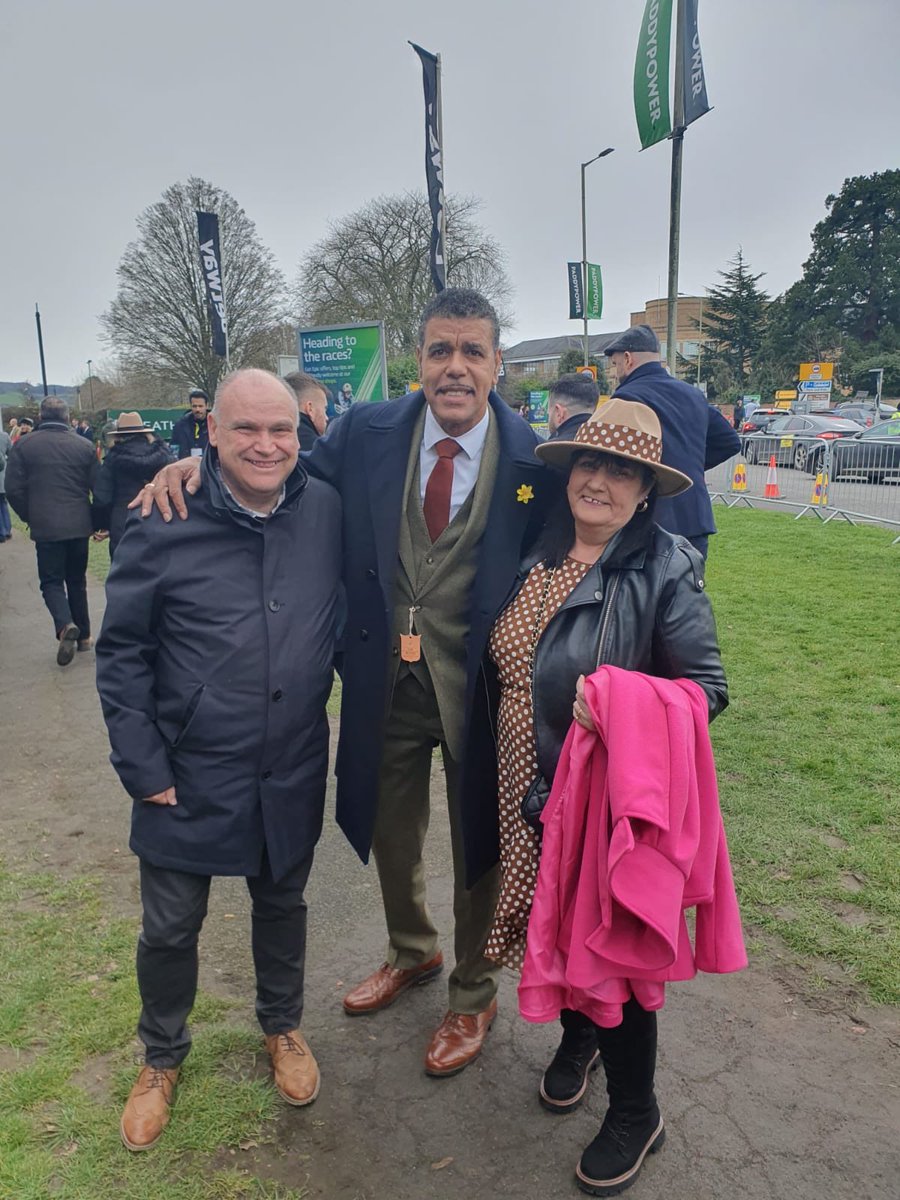 Look who I bumped into at Cheltenham yesterday 😀