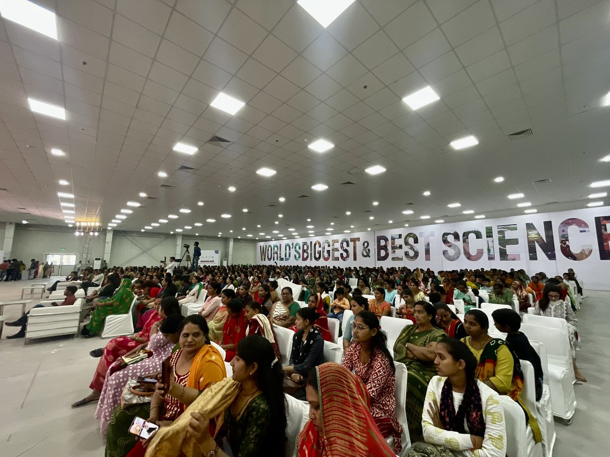 Gujarat Science City tweet media
