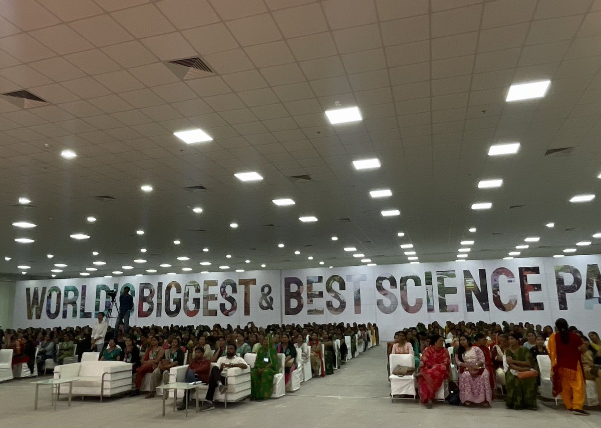 Gujarat Science City tweet media