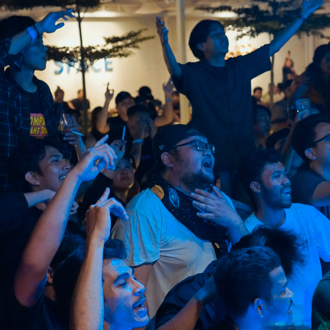 Keseruan #Roadto25thAnniv #Souljah di Depok kemaren nih. Siapa yang akan hadir di Bekasi besok di Naturalis? Coba absen sini!