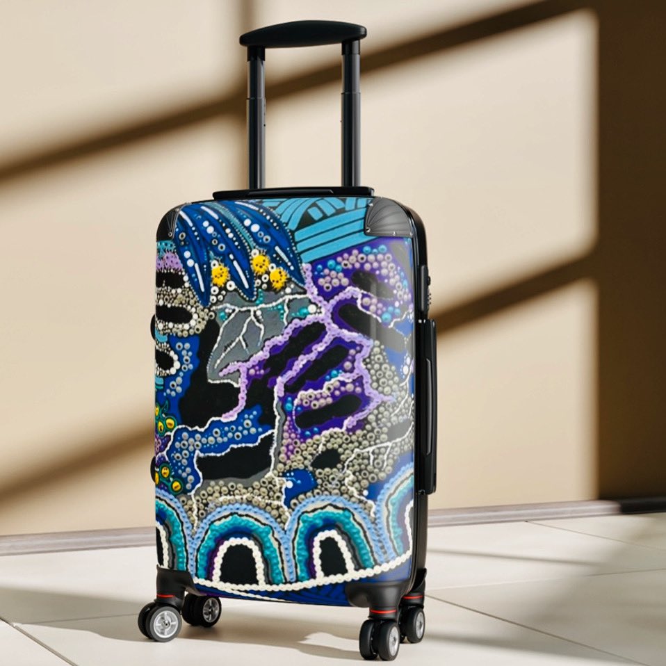 #travel #luggage #suitcase #LimitedEdition #blacklockart #aboriginalartist @Qantas  @JetstarAirways @TravelLeisure @chrishemsworth