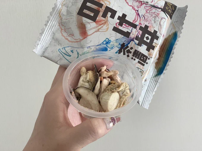今朝食べたお茶漬けがおいしすぎてお茶漬けのことばかり考えている 