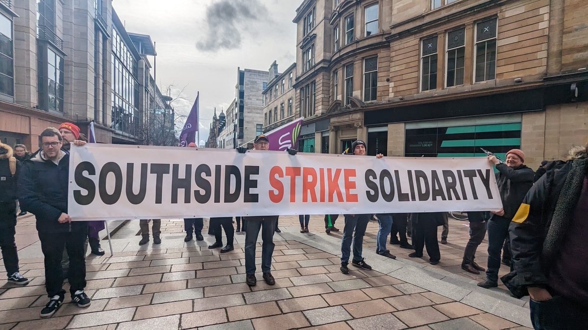 alexgordon4me's tweet photo. How to resist the economic consequences of anti-union Laws

The fight-back has begun. Everyone opposing austerity and cuts should also oppose govt anti-union laws.

Join @ctufevents and @SocEconB online Mon 27 March, 7pm
Register: https://t.co/B5VsmSarPB

https://t.co/bzmrG7F5VO https://t.co/3GBQv0Yr58