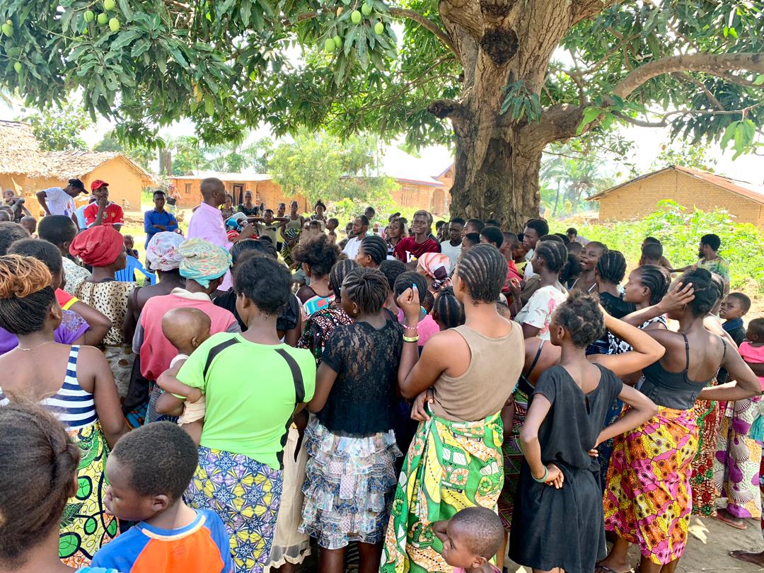 AudreyBombolo's tweet image. Dans le cadre d&apos;une politique de proximité, Mr kifakiyo coordonnateur national #berets #rouge ya vk @RemyBongungu visite 47 avenues et 4 quartiers à la commune de Lubunga/kisangani.
@kalubilionel2 @LikumbaF007
