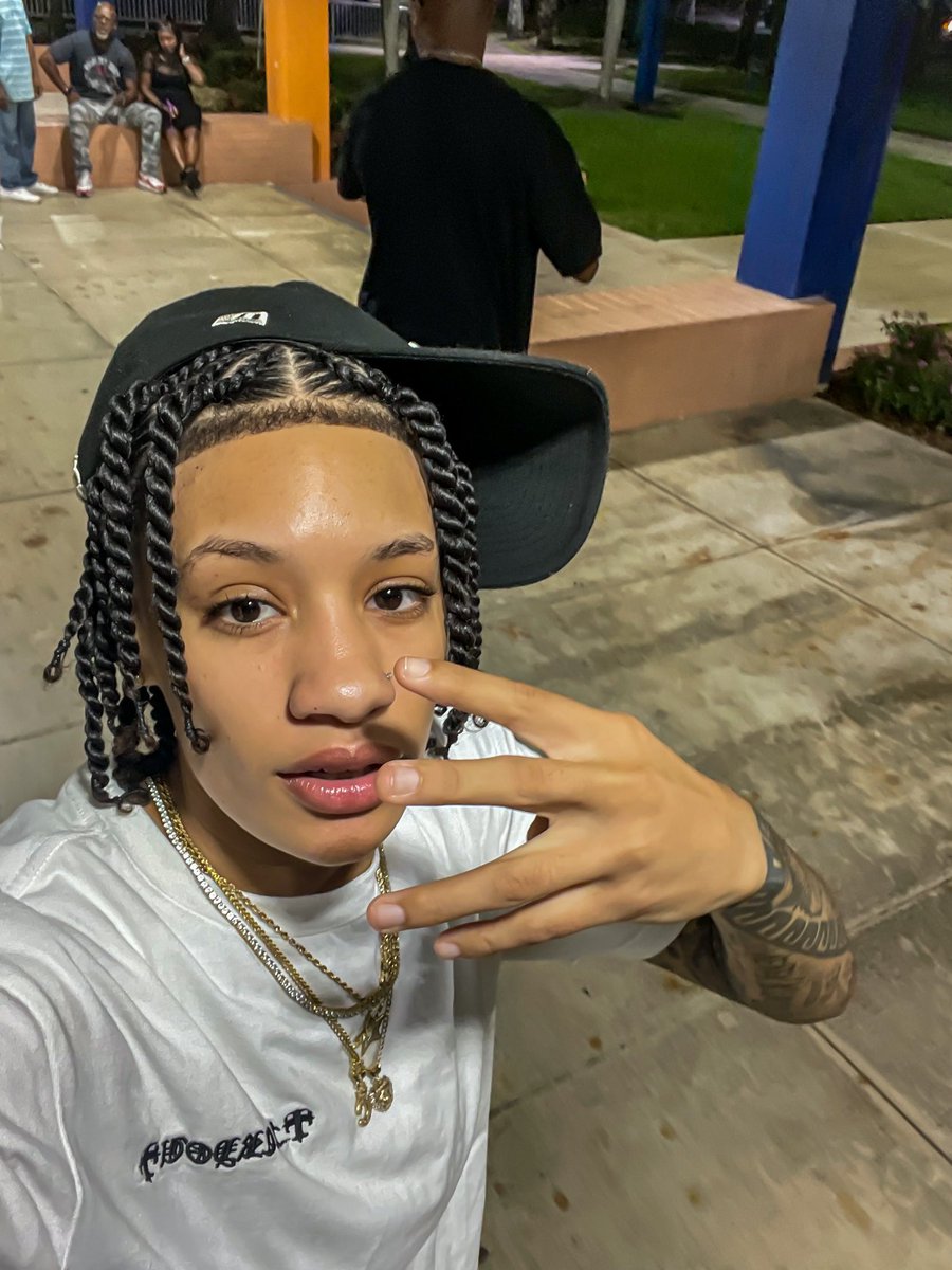noluvcc's tweet photo. @luuhmiah 🫶🏽 https://t.co/tAP9IzkzRy