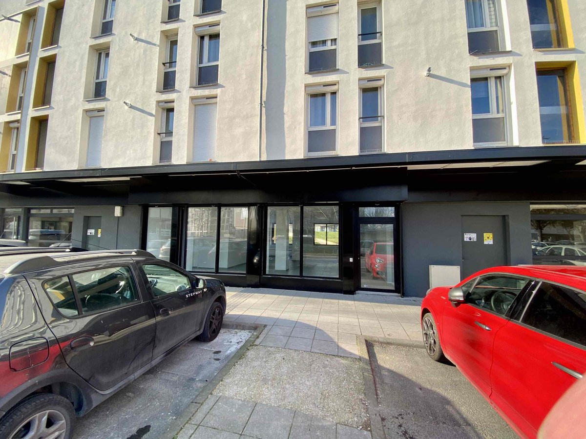 SebastienHommet's tweet photo. Relevé de mesures et établissement des plans de recollement de 2 locaux commerciaux pour @PLURIAL NOVILIA
#local #commerce #facades #coupe #mesure #architecte #maitreoeuvre #dessinateur #2d #autocad #relevé #DIAG #plan #existant https://t.co/sESOLUZj5u