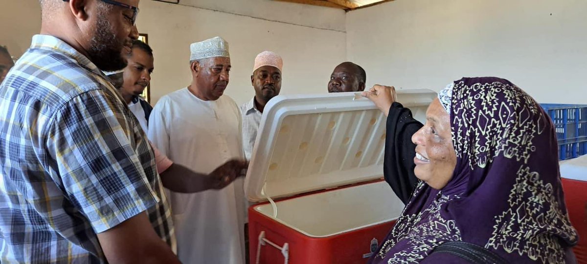 Lamu County Government (@lamu_countyke) on Twitter photo <a href="/GovernorTimamy/">Governor Issa Timamy E.G.H</a> handing over cooler boxes, freezers, slicing machines among other supported innovations to value chain organization groups in Lamu Island.
The project is being implemented by the county in partnership with ASDSP II <a href="/GovernorTimamy/">Governor Issa Timamy E.G.H</a> handing over cooler boxes, freezers, slicing machines among other supported innovations to value chain organization groups in Lamu Island.
The project is being implemented by the county in partnership with ASDSP II