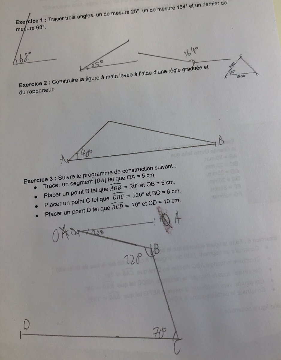 LabLearn's tweet photo. #VuEnClasse #maths #6e Avant de passer aux activités géométriques sur papier les élèves sont invités à passer leur permis-rapporteur via #mathix https://t.co/5WmMrmuvYk https://t.co/S1XASunnMN