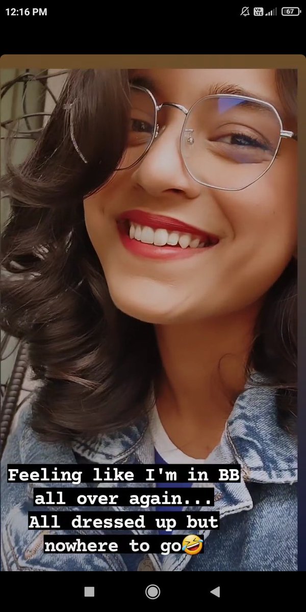 Heli42855705's tweet photo. She has the most beautiful smile 😍

#SumbulTouqeerKhan https://t.co/UvUJCV3lZ5