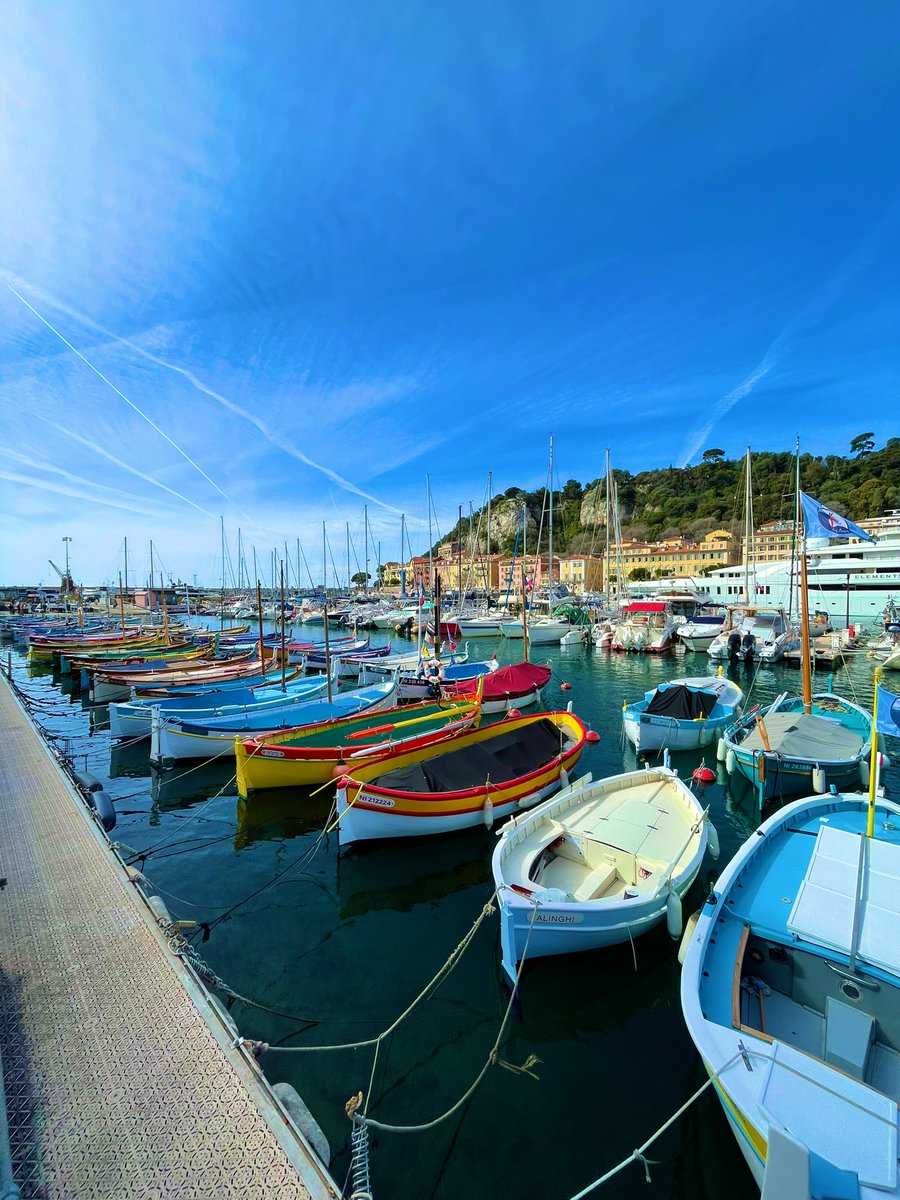 #JeudiPhoto sur le port de #Nice06 ⚓️ . . #ilovenice #ExploreNiceCotedAzur #CotedAzurFrance #cotedazur #mars #AlpesMaritimes #maregionsud