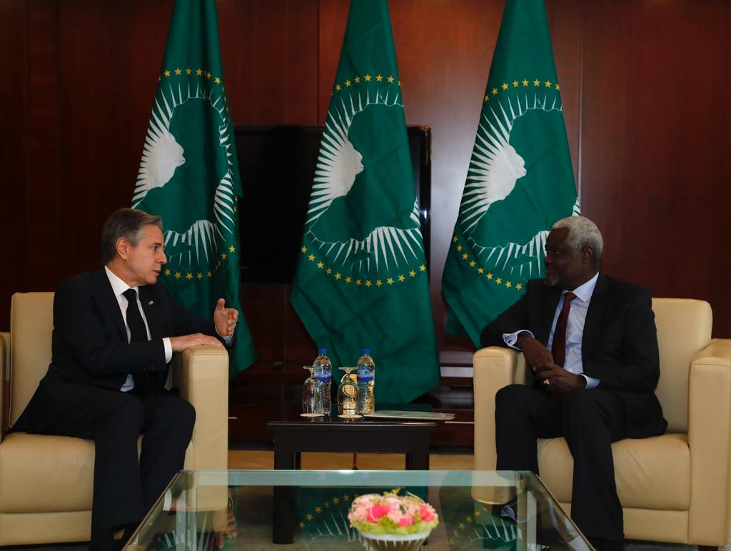 AUC_MoussaFaki's tweet photo. I was pleased to receive US Secretary of State Antony Blinken at the AU HQ during his working visit to #Ethiopia. We exchanged views regarding progress in the implementation of the Cessation of Hostilities agreement and other regional issues of mutual interest. https://t.co/qVxR2bXeFX