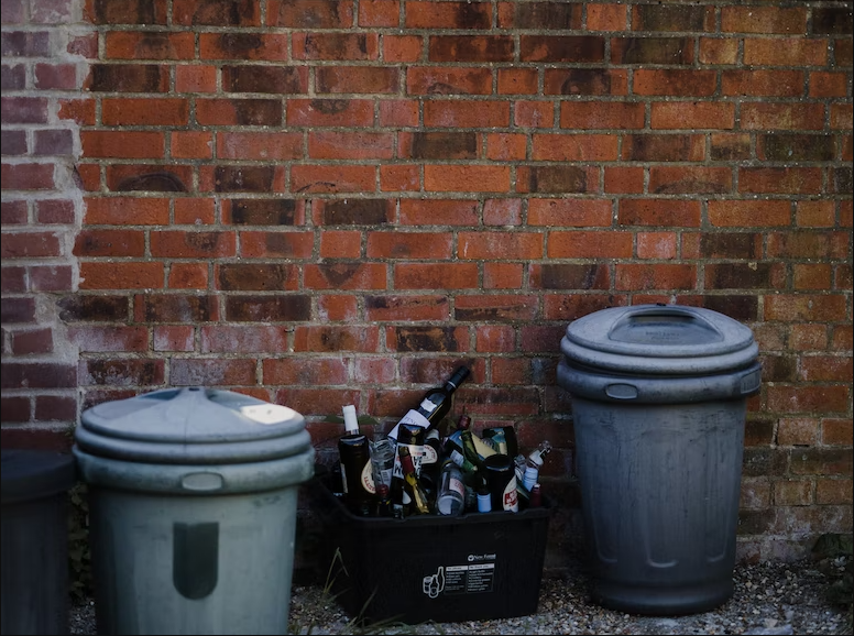 EstateSydney's tweet image. Why Hire Household Rubbish Removal Service for House Chores? bit.ly/42kO5RY #householdrubbishremoval #householdrubbishremovalsydney #deceasedestatesydney #deceasedestateclearance #declutteringservicessydney