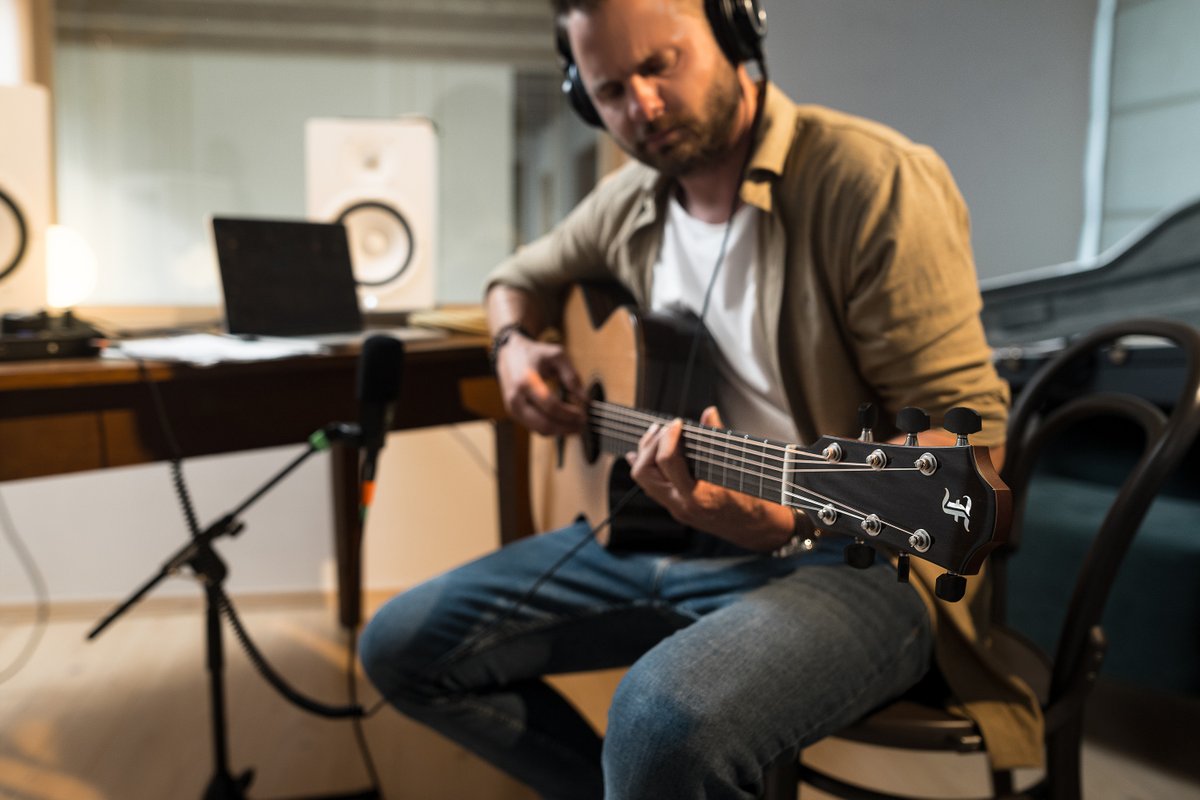 Furch Guitars tweet media