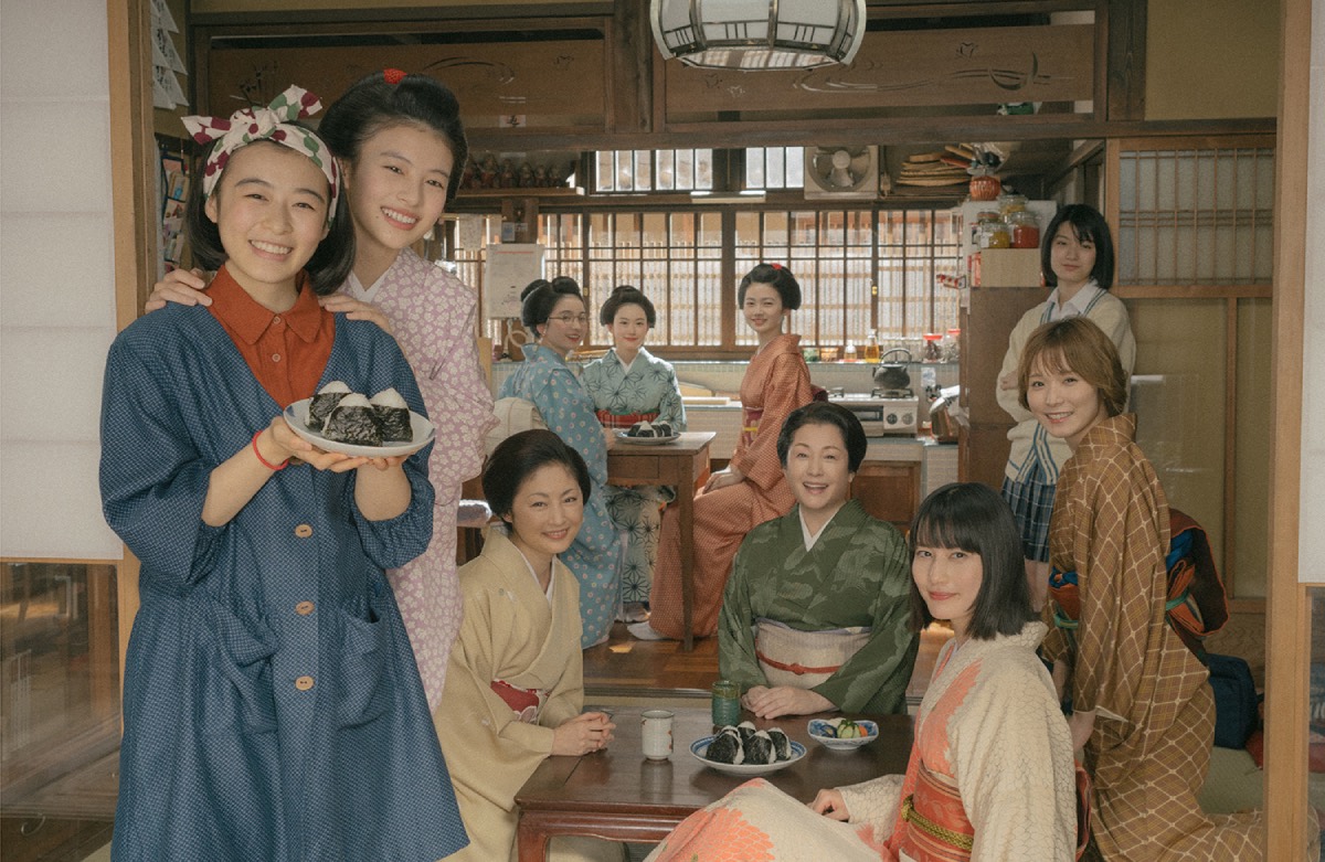 Poneros "The Makanai" que lo váis a flipar. Y si estáis tristes e insomnes, "The Midnight Diner" es bálsamo puro.