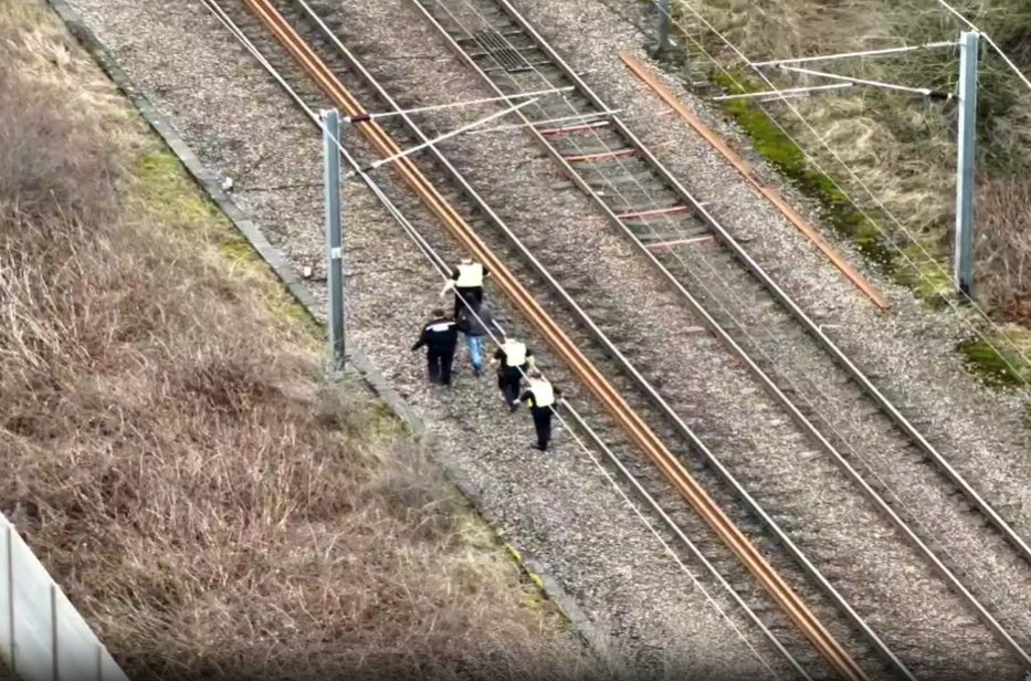 WYP Eye Above tweet media