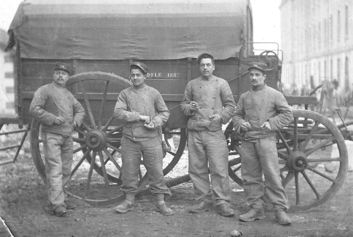 Le_Chtimiste's tweet photo. 4 sapeurs du 79e régiment d'infanterie à Nancy . Hubert DELIGNE sur la photo, sapeur au 79ème régiment d'infanterie - Merci à Robert -  - https://t.co/KpJrRbtxvd   #79eRI  #Chtimiste https://t.co/rLXpTHnI0e