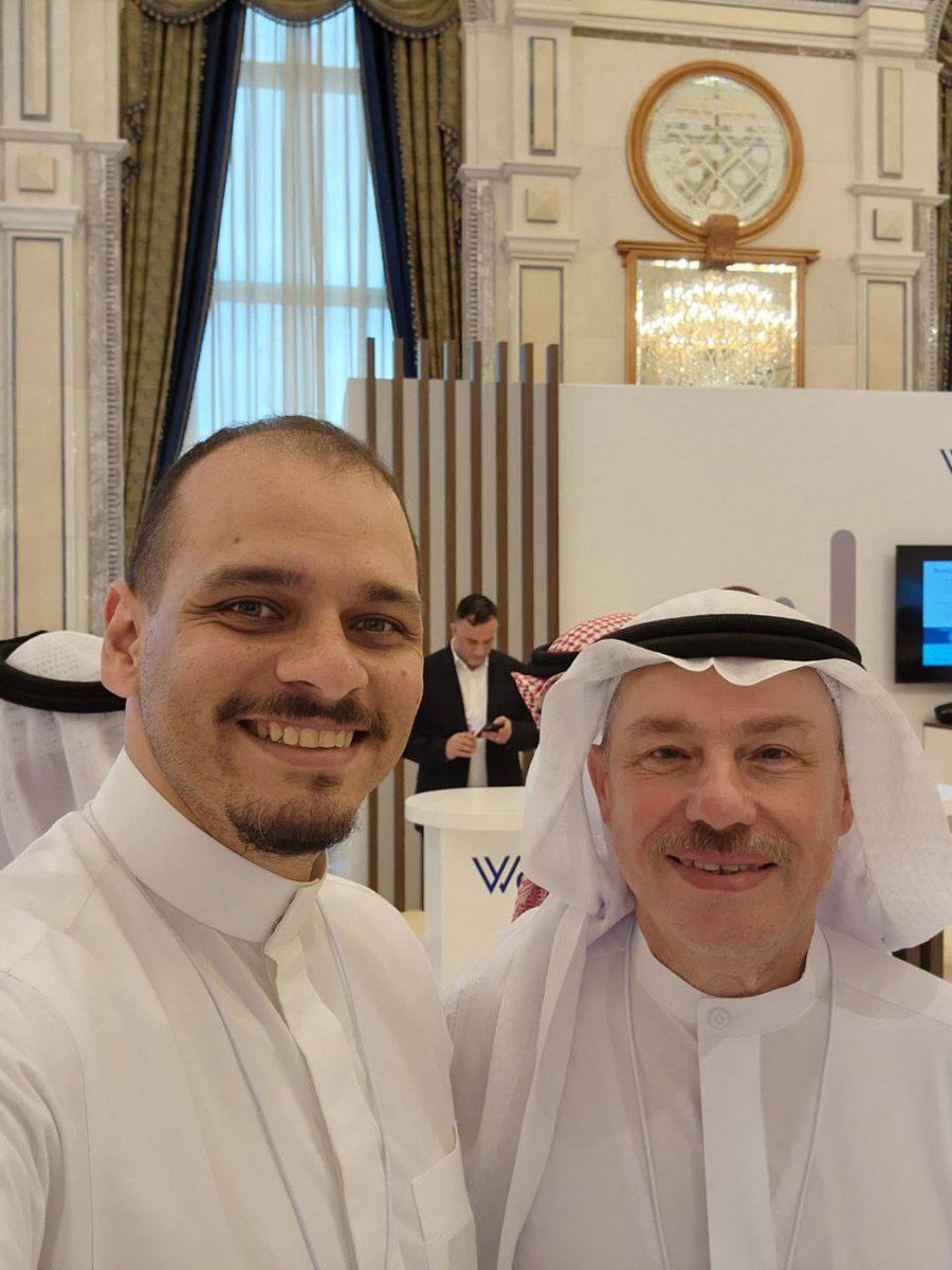 salahkhashoggi's tweet image. حصيلة مؤتمر القطاع المالي 🥰
#رؤية_السعودية_2030
#FSC2023 
@ihsanbuhulaiga 
@Rania_Nashar 
@Bassam_A_Noor