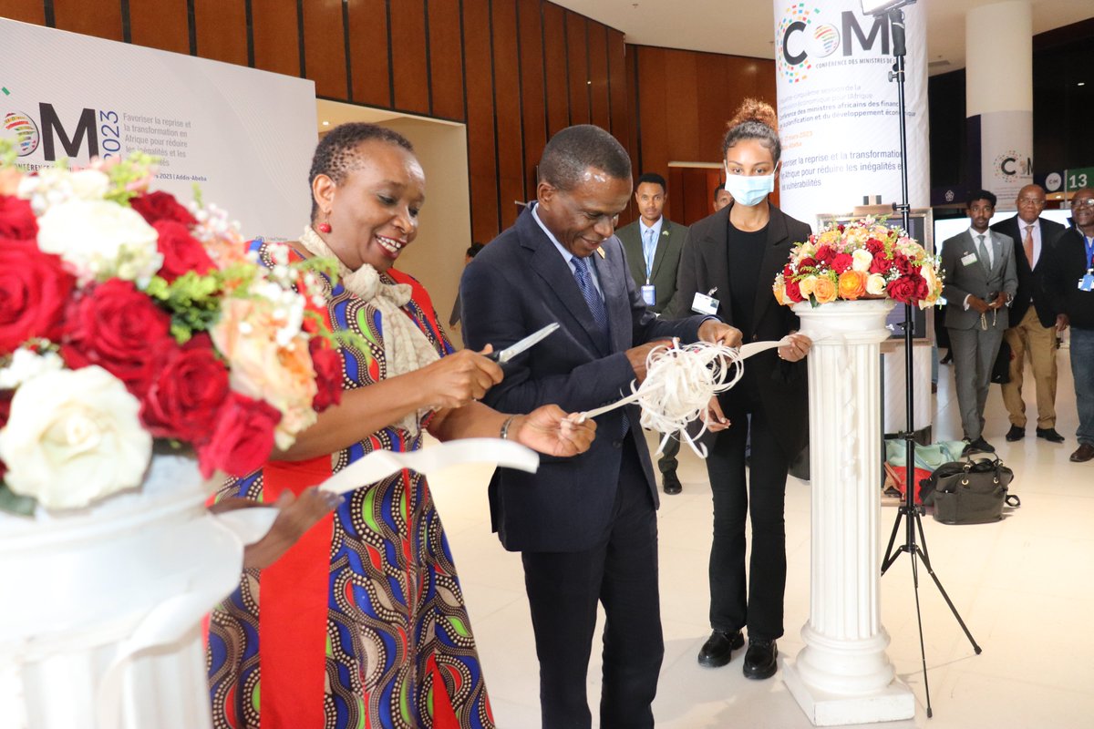 Delighted to see the Acting ES #AntonioPedro open our Knowledge Fair at #CoM2023 55th. Access to info remains vital for gov'ts to achieve the ambitious targets of Agenda 2030 and chart a reasonable and sustainable route to Agenda 2063. <a href="/ECA_OFFICIAL/">ECA</a> <a href="/ECA_SRO_EA/">ECA SRO-EA</a> <a href="/IDEPOfficial/">IDEP Africa</a>