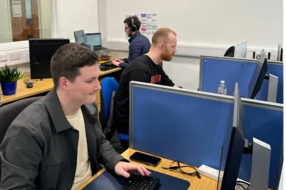 DACDTUoL's tweet image. We have a few new Student Stories on our blog! George says &quot;The CDT markets themselves as a cohort experience and it could not be any truer.&quot; Read about his transition from Aerospace to Data Science! #phdlife #phdstudent #DistributedAlgorithms

buff.ly/3z1ufhb