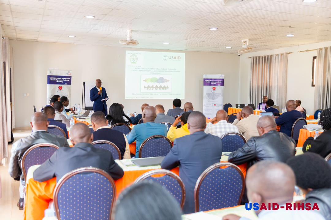 USAIDRIHSARw's tweet photo. MOH with the support of USAID-RIHSA organized a 2 days Training Workshop for  Hospital Health Committees in the Eastern Province to strengthen their capacity with regard to Leadership, Management and Governance. https://t.co/FsVCKUUXio