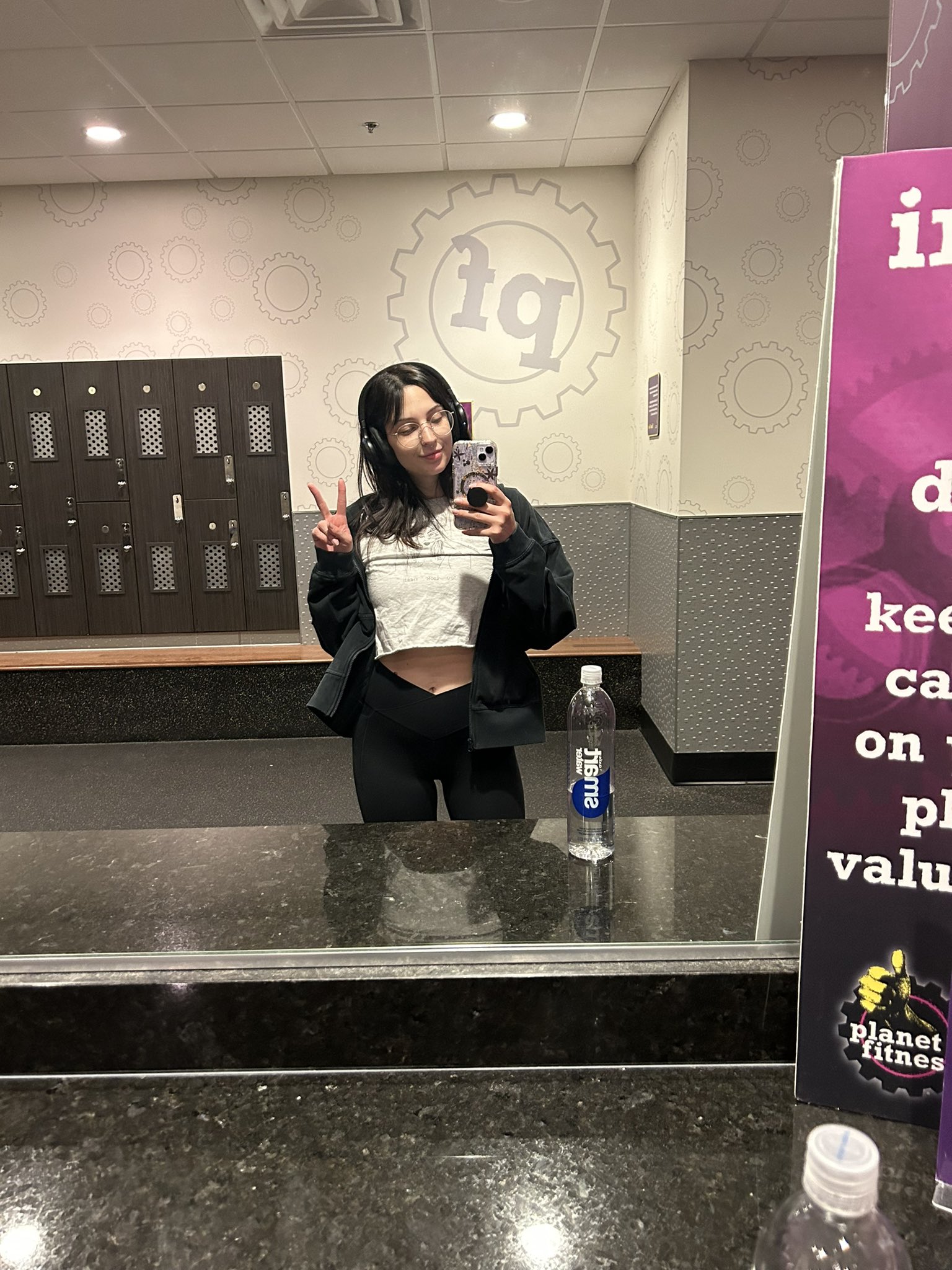 TW Pornstars - 1 pic. Ashley Lotts. Twitter. Me this morning vs me five years ago 😩 would rather