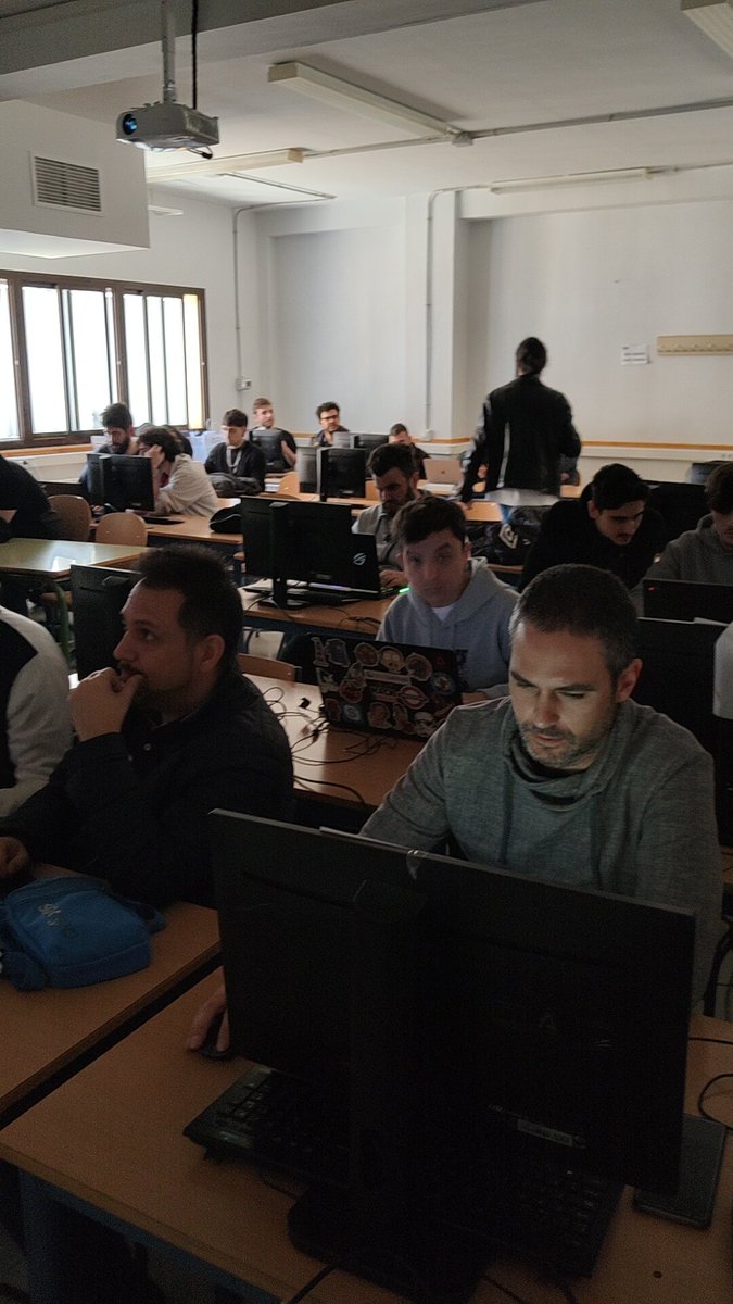 eduSatoe's tweet image. Taller de #Hardening de los alumnos del @FPCiberSec del @IESAlbertiCadiz Donde van, lo petan!! Gracias y enhorabuena por vuestro esfuerzo cracks #SHS2K23 💪😜