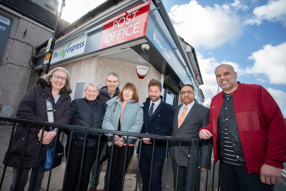 To mark the forthcoming opening of Dawley Post Office, local councillors have visited the new premises at Lifestyle Express, Burton Street.📮 The Post Office is putting the finishing touches to the unit-including the installation of an ADSL line to allow it to open very soon.