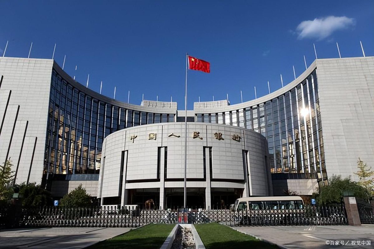 #QUBMScBloggers 
The banking sector accounts for more than 90 percent of the assets in China's financial system. On March 15,PBOC released that the total assets of China's financial institutions at the end of 2022 were 419.64 trillion yuan, up 9.9% year on year.
