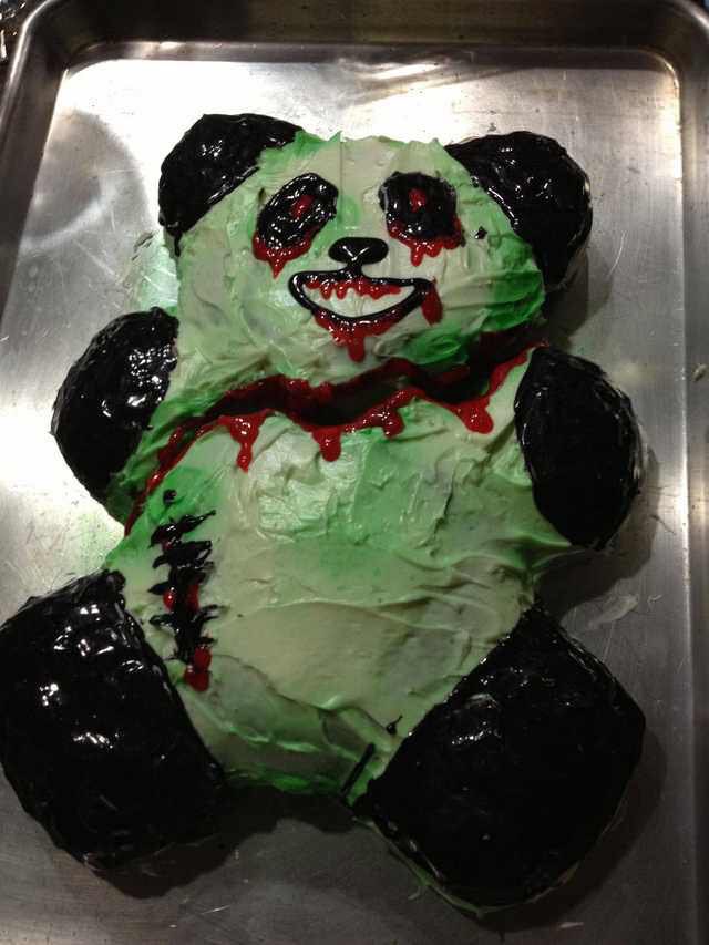 ZOMBIE PANDA Cake (*Unknown Baker)
#NationalPandaDay
#GhastlyGastronomy