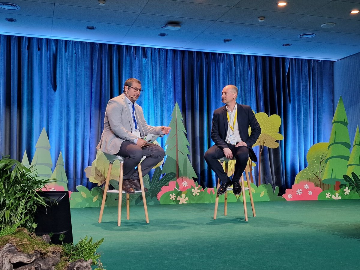 SalesforceES's tweet photo. 📌 La siguiente Customer Story será con @Fluidra de la mano de @javiarquelladas, fundador de @OmegaCRM, a @Merkle Company.
🗣️ David Bultà Caldés, CIO Office Director
#SalesforceServiceSummit https://t.co/HRsADvIrGr