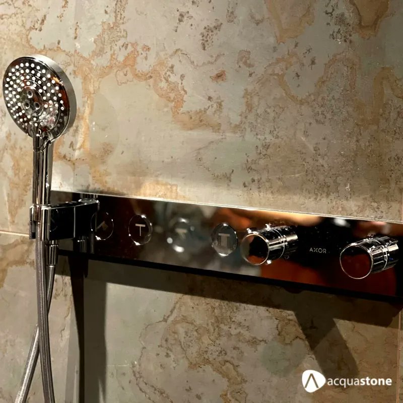 acquastone's tweet photo. FLUID - A really distinctive tile, that nearly resembles a work of art because to its incredible colour fusion mixed with a gorgeous metal effect tile.#luxury #interiordesign #dubai #homedecor #decor #luxuryliving #luxuryhome #luxurydecor #ceramic #marble #tiles #homeimprovement https://t.co/PbJ6vHc3fz