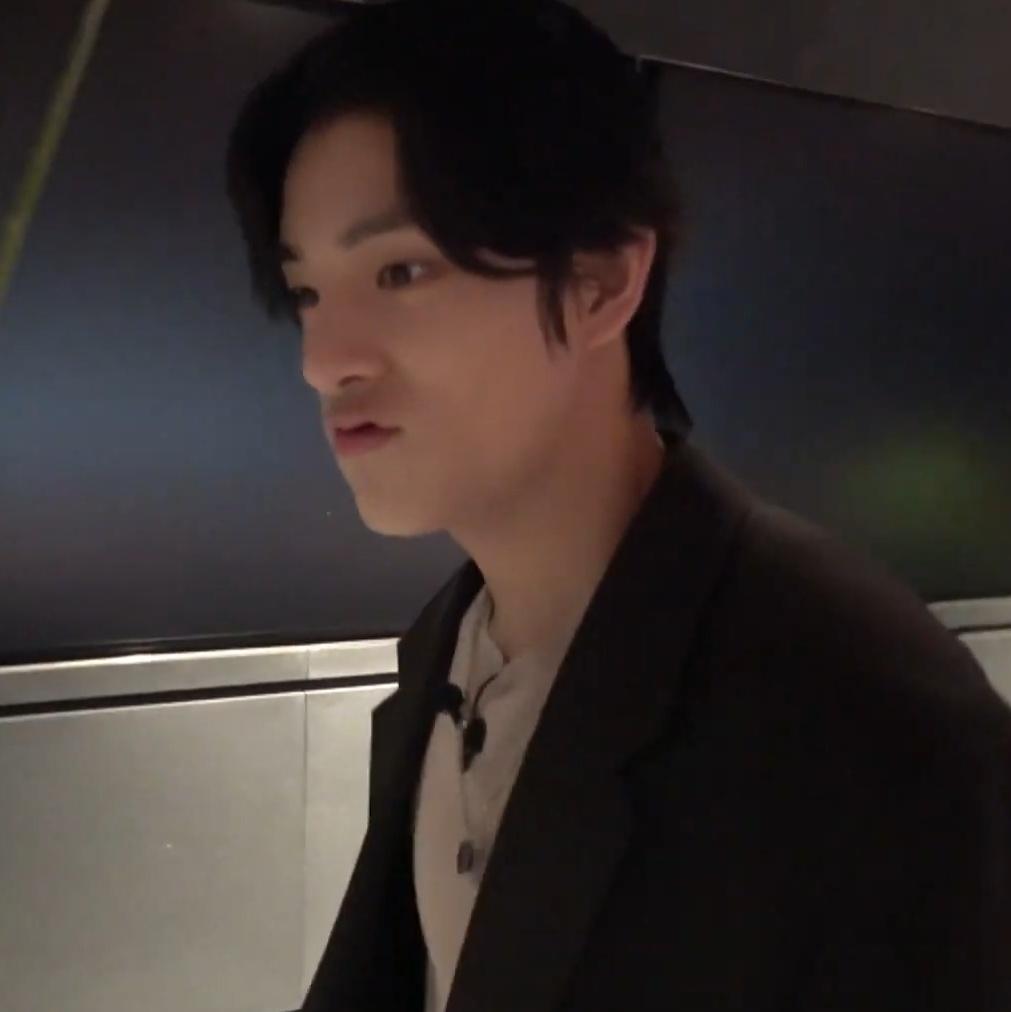 jaeyundoII's tweet photo. pouting jake so adorable https://t.co/j1kMGfP9Gu