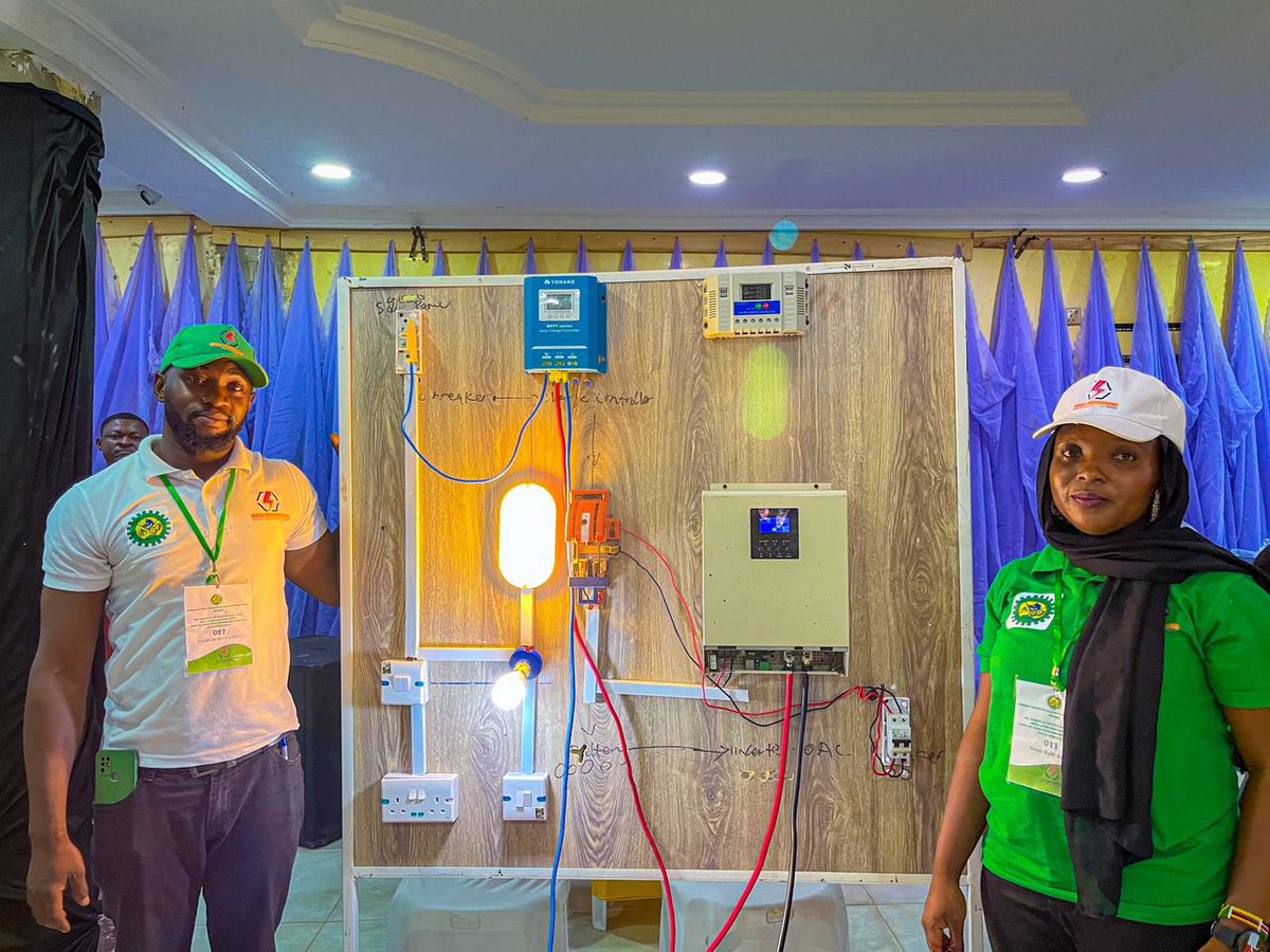 OfficialNCDMB's tweet photo. PHOTOS:

Happening now is the Graduation Ceremony for the Training of 100 Youths in Solar Power Installation and Maintenance under the Nigerian Content Development and Monitoring Board Youth Empowerment Programme in Suleja, Niger State. 

#NCDMB https://t.co/ulGC5gSAn8