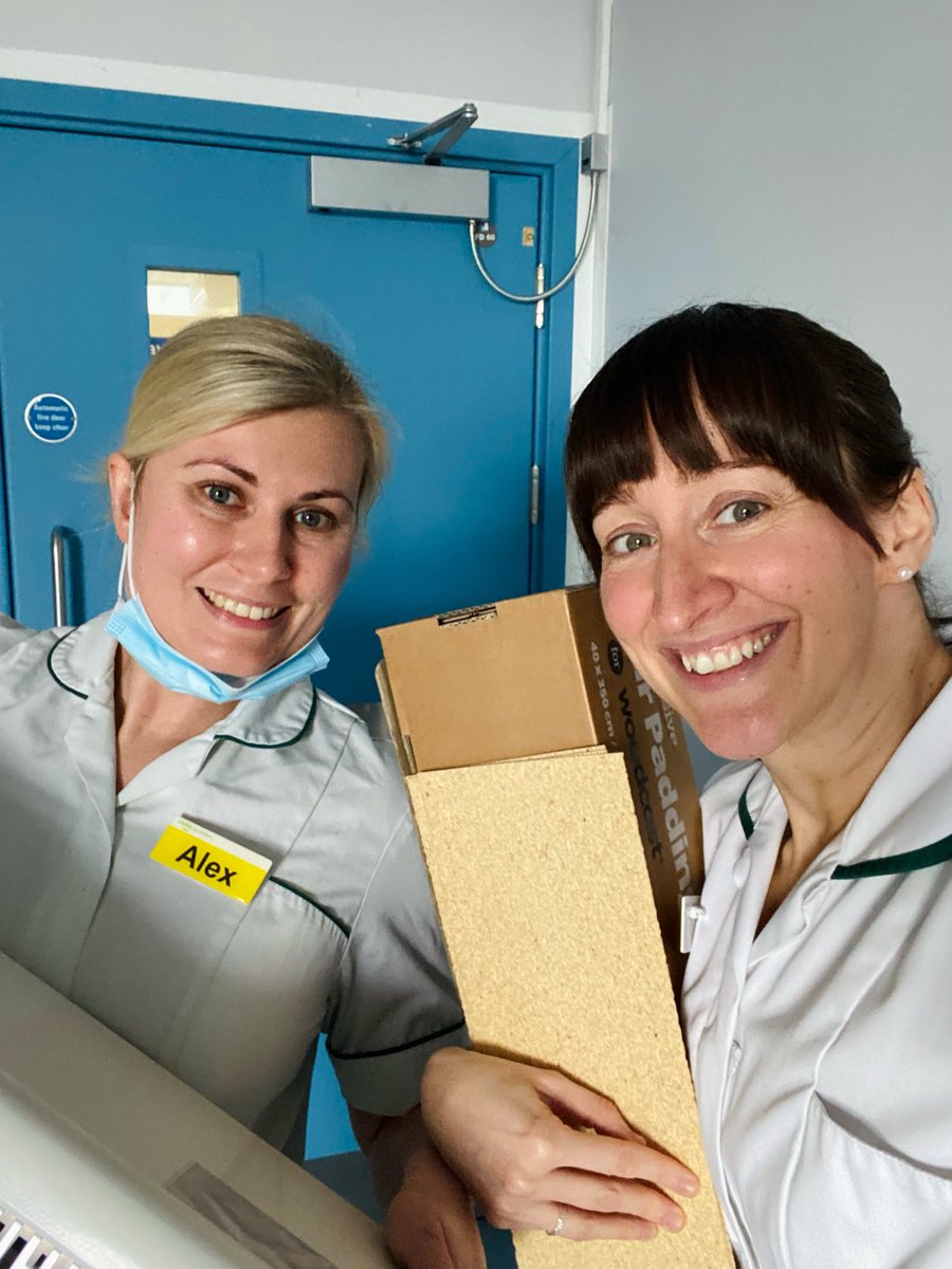 Great morning on <a href="/WestHertsICU/">ICU West Herts Teaching Hospitals</a> with <a href="/BowsherAlex/">Alex Bowsher</a> splinting to help manage pain. Our woodcast heater got a lot of attention from the MDT! #valueofOT <a href="/CriticalCareOT/">Critical Care Occupational Therapist</a> 💚