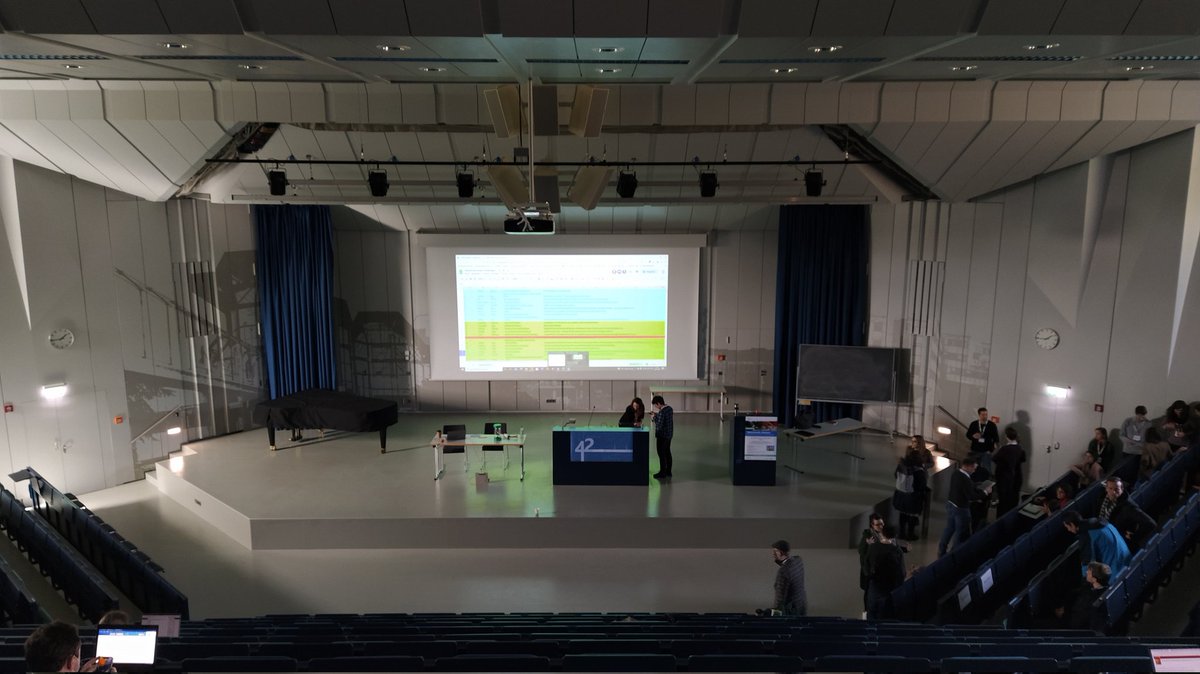Gleich geht der #Posterslam der #DHd2023 im Audimax der #UniTrier los! 
<a href="/C2DH_LU/">C2DH_LU</a> <a href="/CDHTrier/">Trier Center for Digital Humanities @tcdh@fedihum</a>
^cg