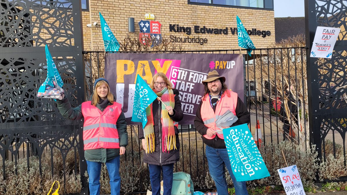 Sixth form members out on strike today at King Edward VI College Stourbridge #TeacherStrike