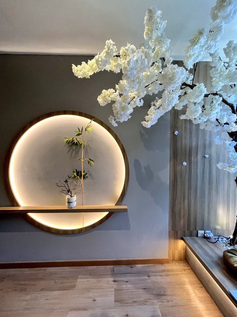 Lenny_diary's tweet photo. Hotel Jepang baru di Bandung!

Namanya Mogami Ryokan di Cihampelas. Baru 3 bulan nih &amp; cuma ada 6 kamar beda tipe semua.

Rate 600rb-1juta ya. Yang paling mahal ada bathtub outdoor bisa liat view &amp; toilet asli jepang yang banyak tombolny itu loh.

https://t.co/6StG0yn4Eu https://t.co/x2xcSbE35Q