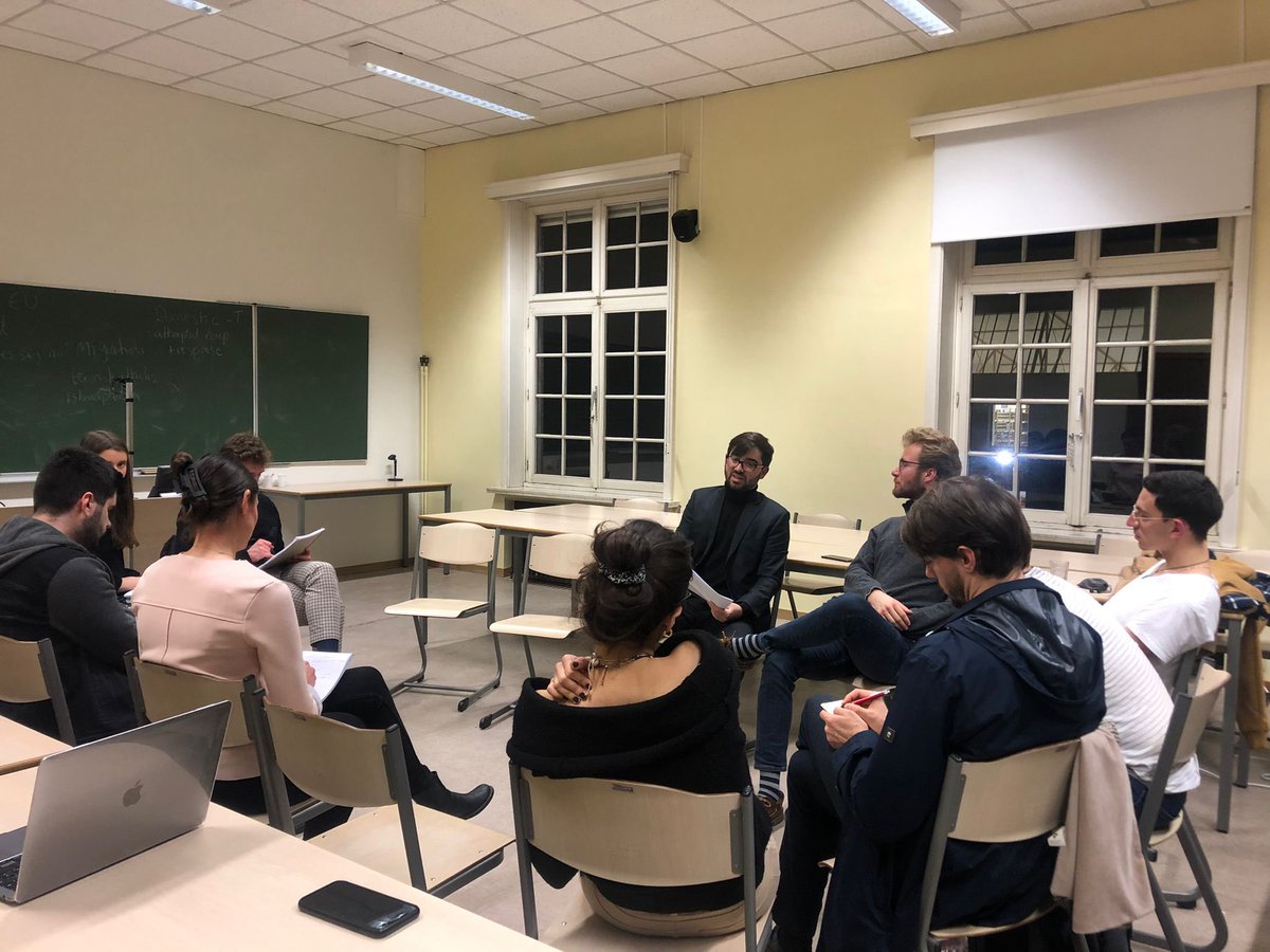 BRIEF_coe's tweet image. A few days ago the Working Group on #SecurityandDefence held our #11 workshop.

This time, we were joined by Luis Enrique Moya, from C&amp;amp;V Consulting. We discussed with him the future of the EU’s #defence #industry policies. Thanks to everyone who joined us!