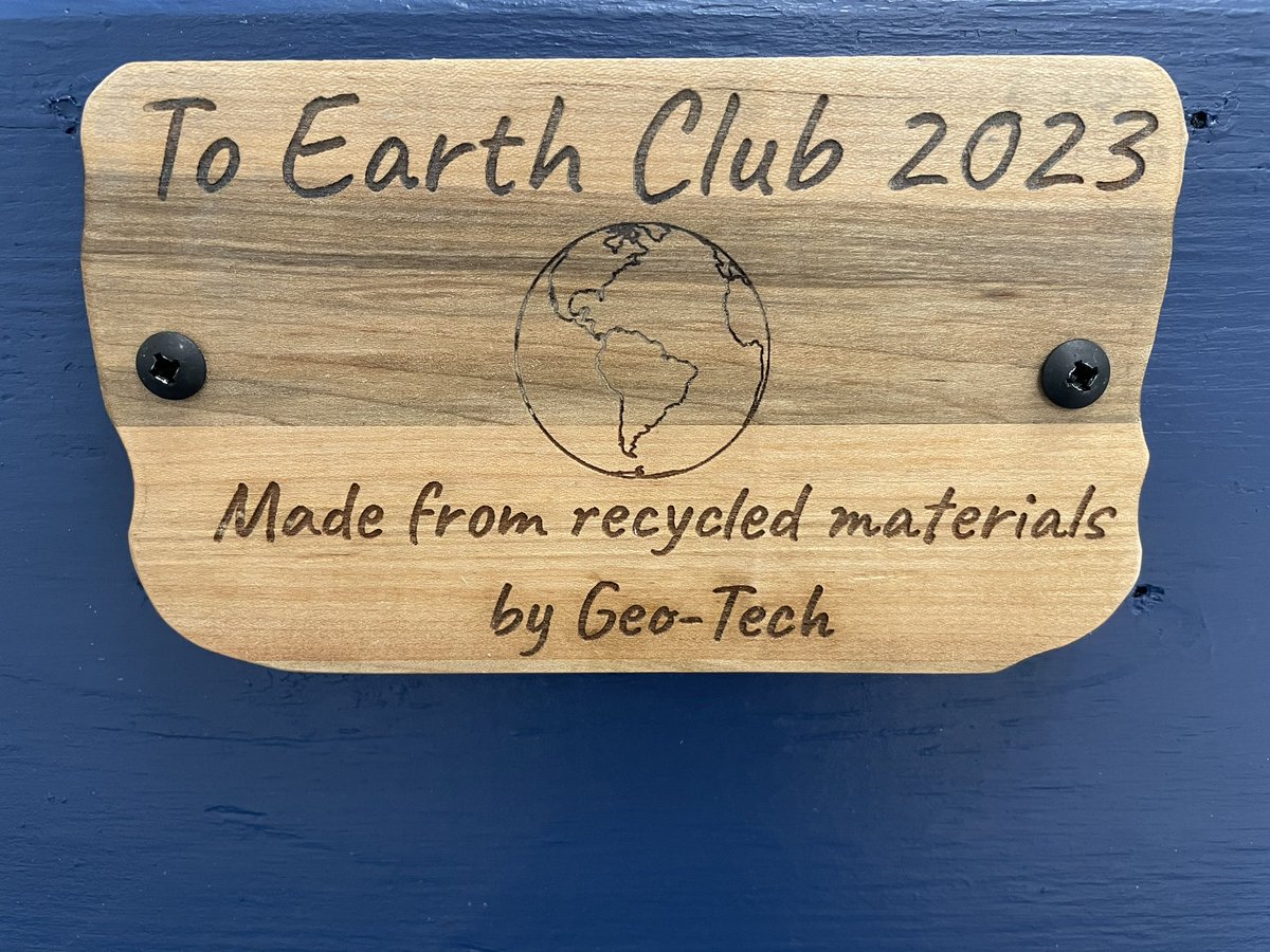 mrsdrury205's tweet photo. Absolutely floored by the generosity, creativity, and professionalism of GeoTech’s gift to Earth Club! Made from completely reused materials makes it even better. We are very excited to install it this spring! @ThomasTitans @WTHSPTSA @WCSDProud https://t.co/o0UBrafuAg