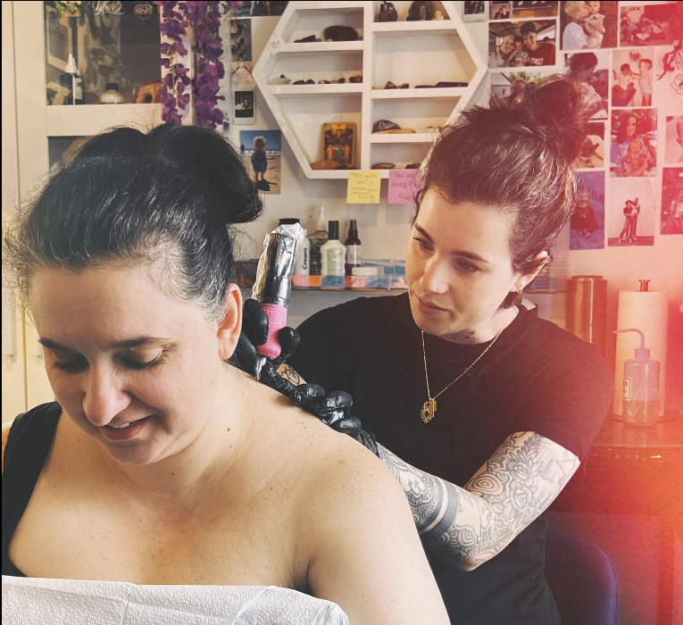 opaltattoost's tweet photo. opal tattoo studio -  tattooing 🔥🔥🔥

#opaltattoostudio #losangeles #hollywood #beverly #tattooartist #tattoo #march https://t.co/ALpXFGV5nU